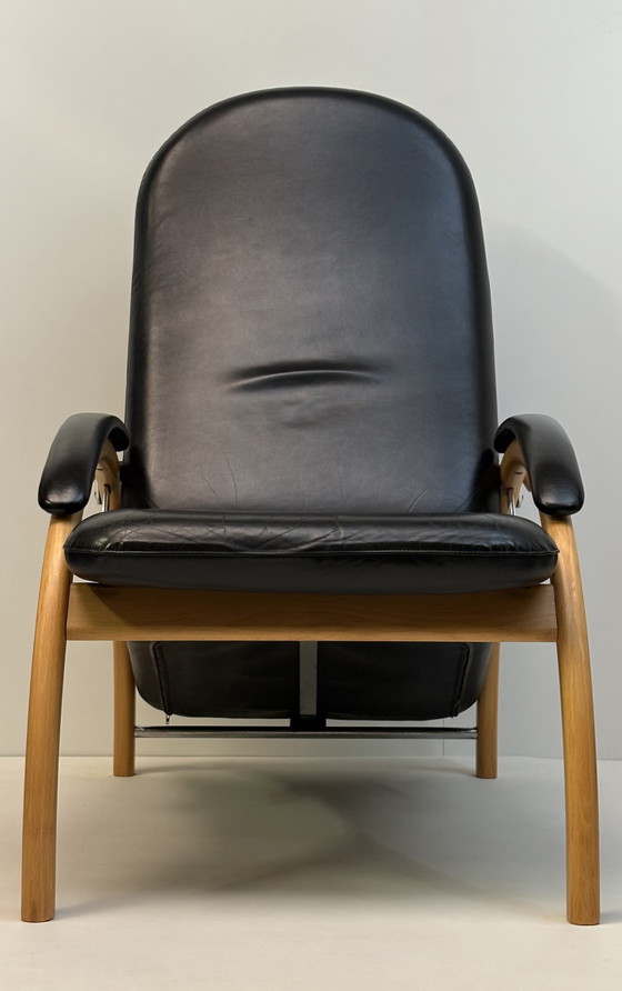 Image 1 of Vintage Scandinavisch design leesstoel / fauteuil Optima Ingmar Relling voor Westnofa zwart leer houten frame