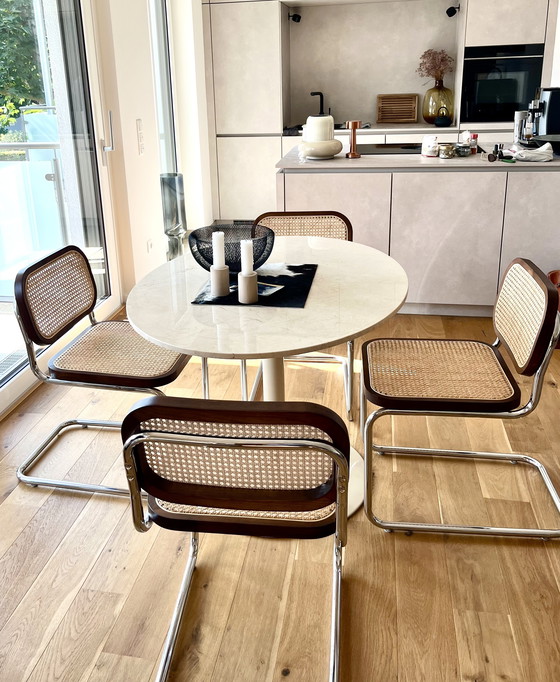 Image 1 of Westwing ovale eettafel, hoge kwaliteit