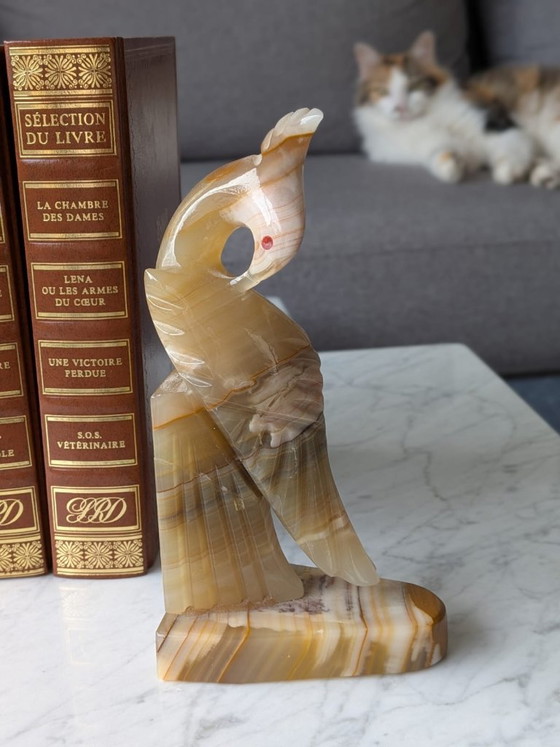 Superb Pair of Vintage Solid Onyx Bookends, Parrots, Decorative Objects, Stone, Creme (photo 6 of 11)