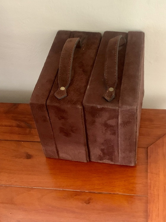 2 Coffrets Chivas Regal 18 Ans Gold Signature En Daim Fin 80/Début 90 – Objets déco, Leather (photo 6 of 8)