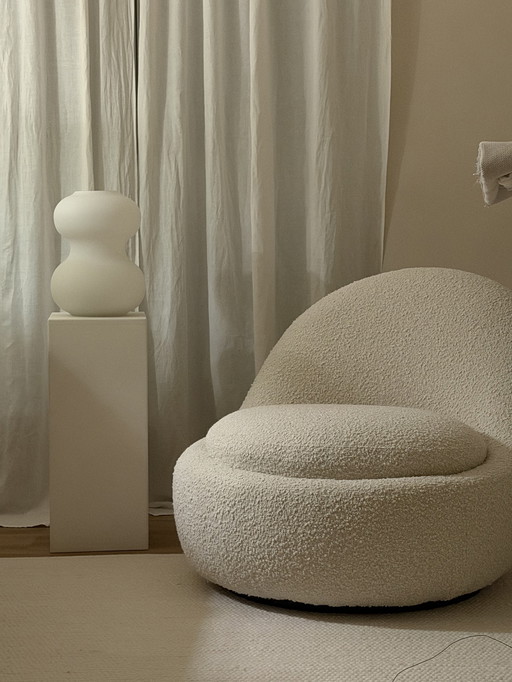 SOFACOMPANY Bouclé Babette armchair / swivel armchair