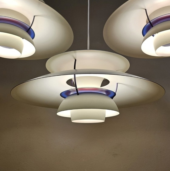 Image 1 of Suspension PH5 vintage Louis Poulsen blanche
