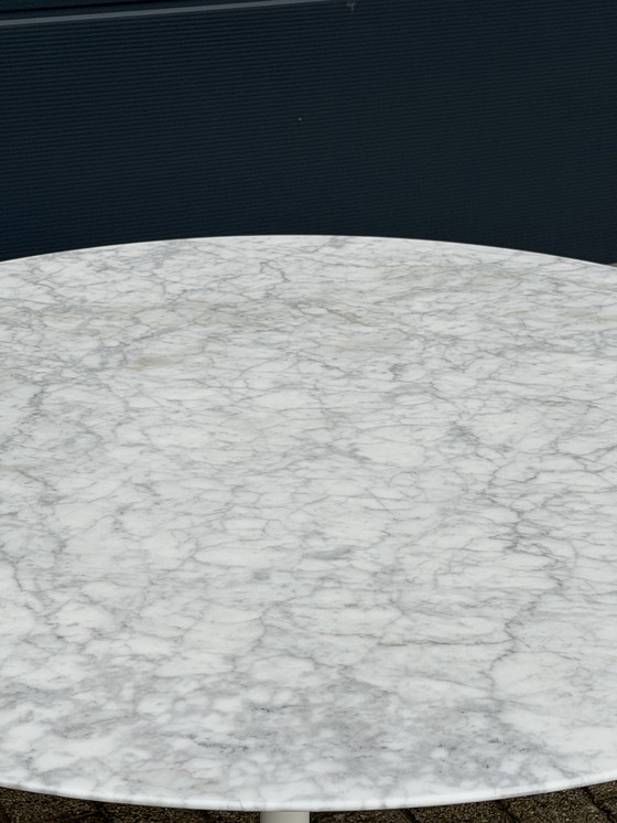 Image 1 of Original Carrara marble round Knoll Tulip dining table (120cm)