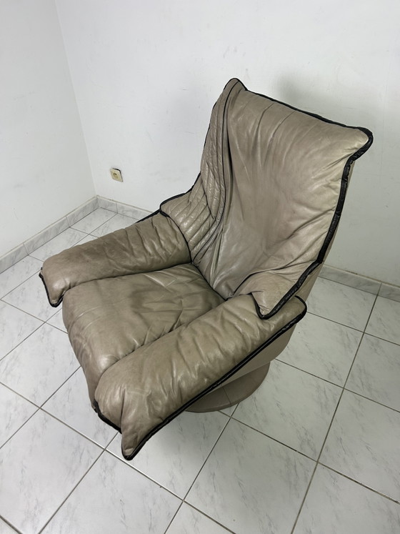 Image 1 of Vintage leren fauteuil draaifauteuil