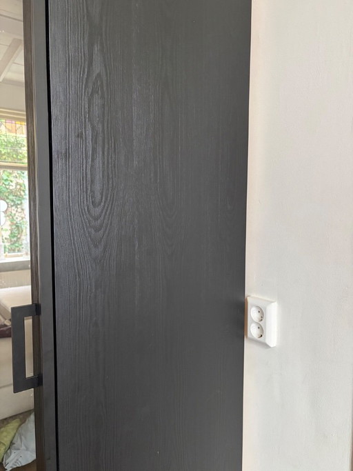 Vitrina con puerta de cristal – vitrinekasten, Glass, Metal (photo 2 of 5)