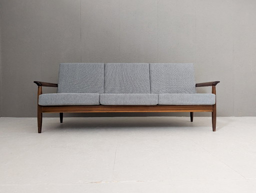 Deense teakhouten bank uit Mid Century, 1960