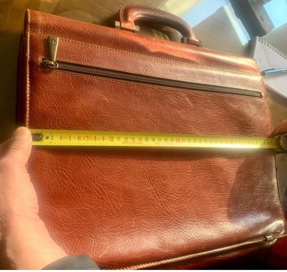 Guy Laroche Paris Vintage : Imposant Cartable Porte-Documents en Cuir - Unisexe – Autres sacs, Calfskin (photo 10 of 12)