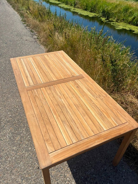 Image 1 of Preciosa y robusta mesa de jardín de teca de 180x90 cm - Como nueva -