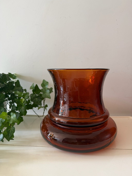 Bernsteinfarbene brutalistische Vase