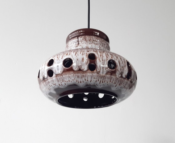 Image 1 of Keramieken aardewerken vintage hanglamp van Herda, west germany fat lava stijl, keramische retro hanglamp, bruin witte hanglamp
