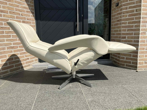 Jori Symphony Beige(cream white) leather, Medi, monomove recliner