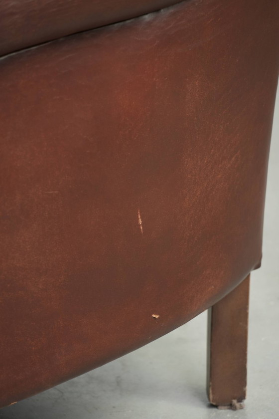 Image 1 of Comfortabele schapenleren fauteuil/ armchair met karakter en een goede dosis elegantie