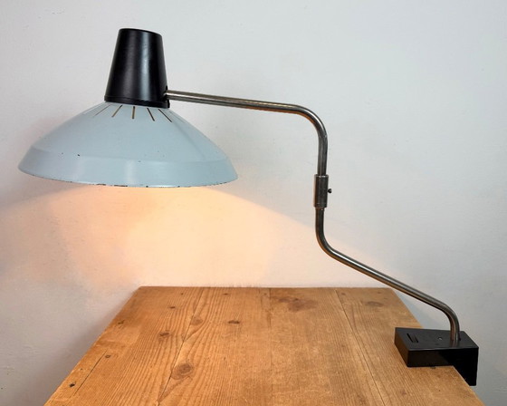 Image 1 of Grijze industriële bureaulamp van Elektrosvit uit de jaren 70, geschikt voor in een fabriek.