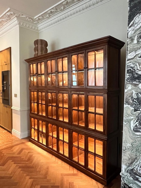 Image 1 of alter holländischer Vitrinenschrank