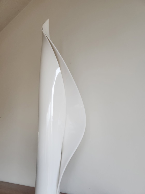 Image 1 of Tafellamp Wout Wessemius plexiglas 'Vlam'