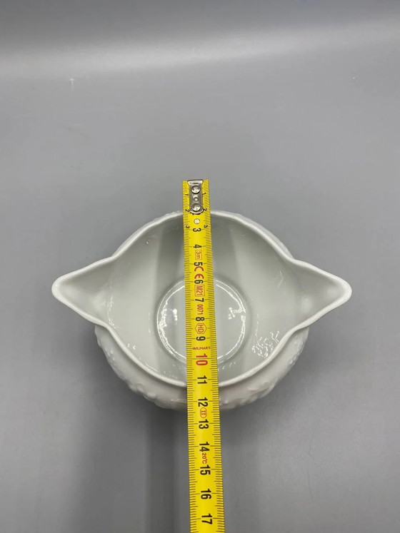Bol à bouillon en porcelaine blanche, guirlande de fruits et de feuillage en relief – Objets déco, Klassiek (photo 5 of 5)