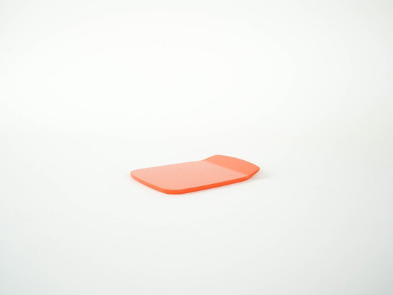Image 1 of Tabla de cortar naranja, diseño danés, década de 1970, fabricada por Rosti.