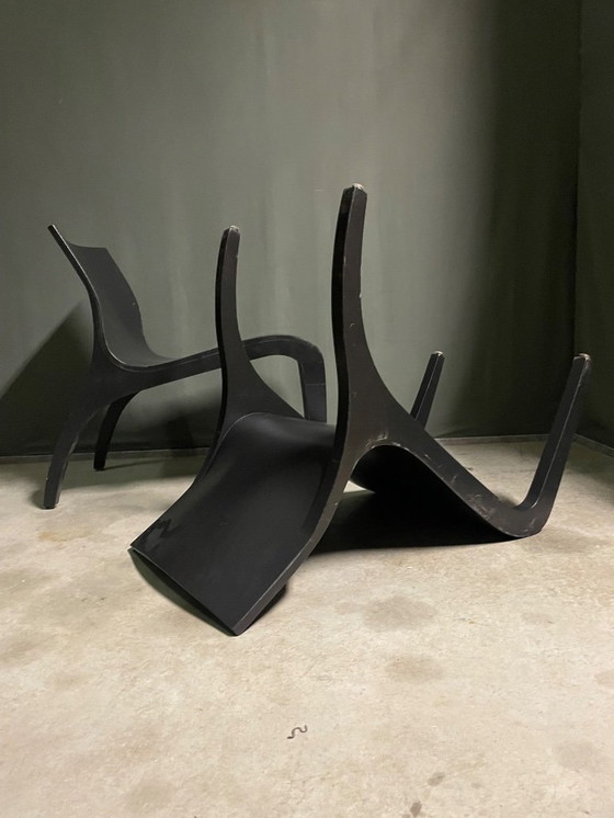 Image 1 of Ein Paar minimalistische Lounge-Sessel aus gebogenem Sperrholz