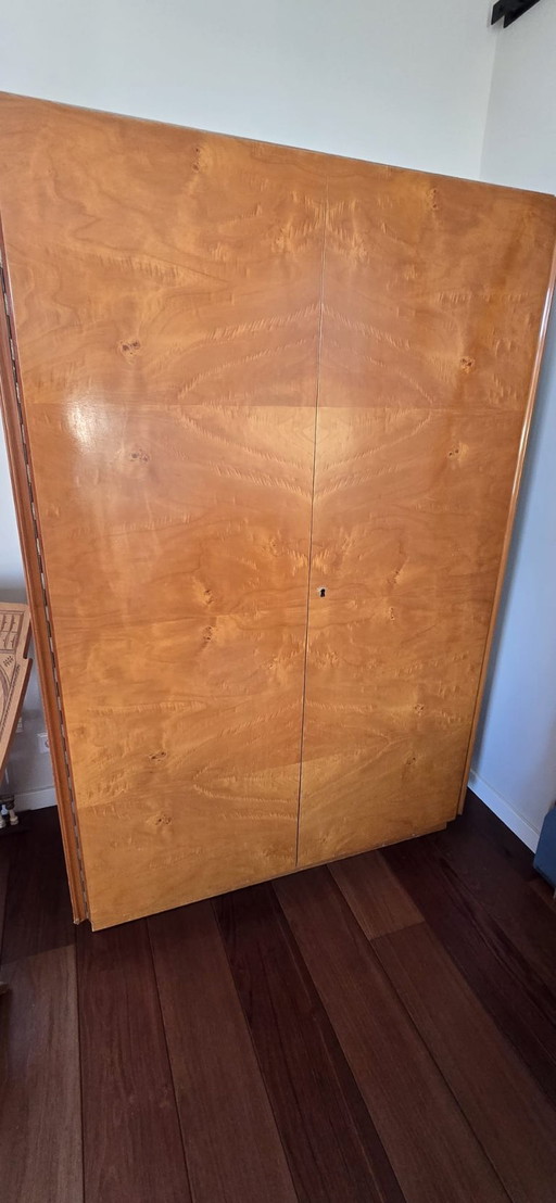 Set aus 2 Vintage-Kleiderschränken zu verkaufen