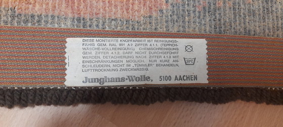 Image 1 of De jaren 60, Sunset Tapestry, wordt vandaag de dag gevierd.