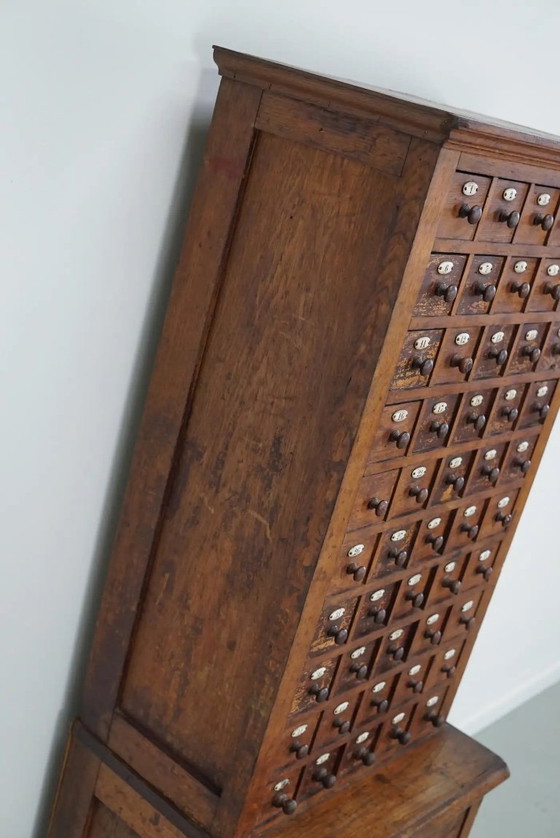 Image 1 of Mobiletto da gioielliere/orologiaio in rovere francese, inizio XX secolo