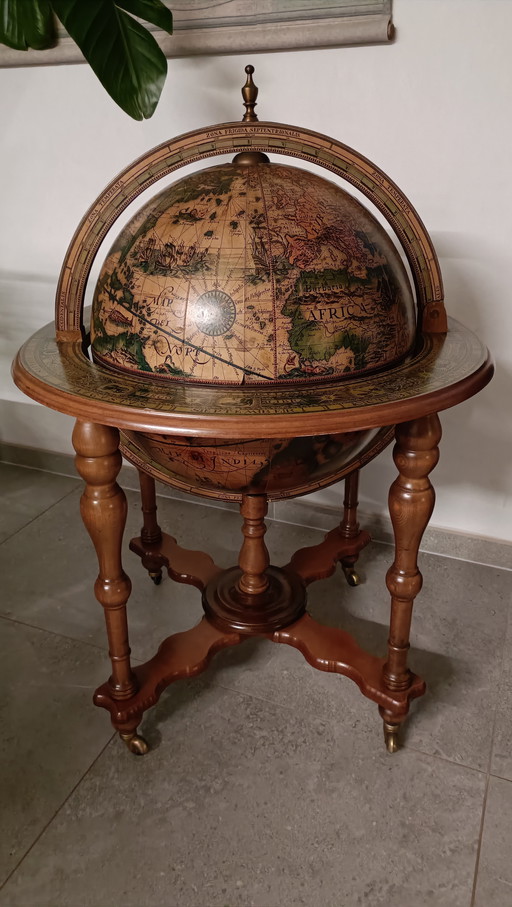 Vintage Globe Bar