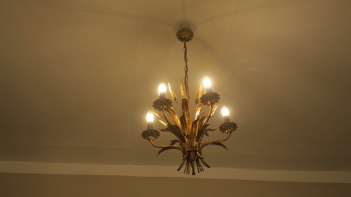 Lampadario a forma di spiga di grano Tole placcato oro di Hans Kögl, anni '60