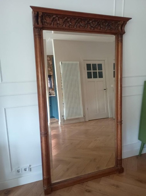 Antiker Hartholzspiegel (Holzschnitzerei) aus Indonesien mit geschliffenem Glas