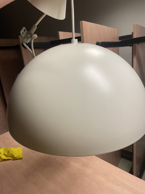 Lampada a sospensione in stile industriale