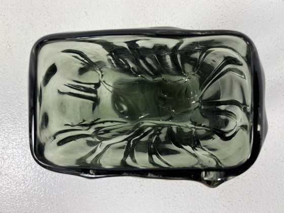 Image 1 of Große, schwere Vase aus strukturiertem Glas