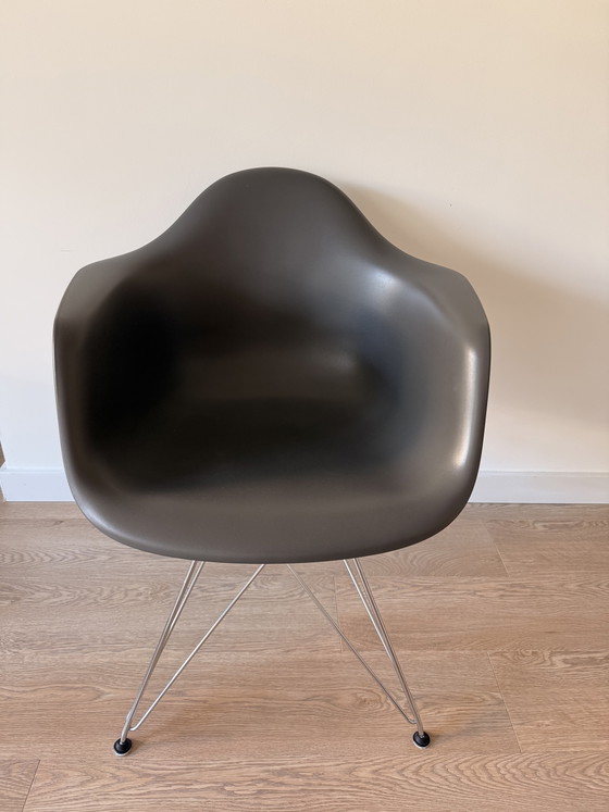 4x Vitra DAR Stuhl – Esszimmerstühle, Metal, Plastic (photo 5 of 9)