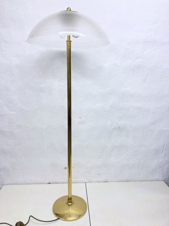 Image 1 of Vloerlamp messing acryl 70s 80s - Ontwerp door IZ Leuchten