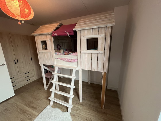 Image 1 of Letto a forma di casa sull'albero Kids Factory