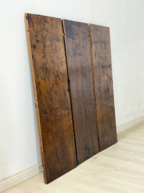 Image 1 of Gründerzeit dining table / round extendable table / kitchen table / vintage dining table