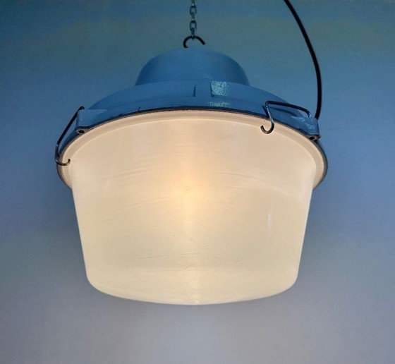 Image 1 of Lampada a sospensione industriale in alluminio pressofuso grigio, anni '80