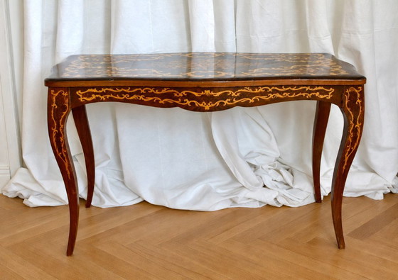 Image 1 of Vintage Louis XV salontafel met marqueterie, Franse rococo houten tafel met inlegwerk, Europees antiek meubilair, tafel met bloe