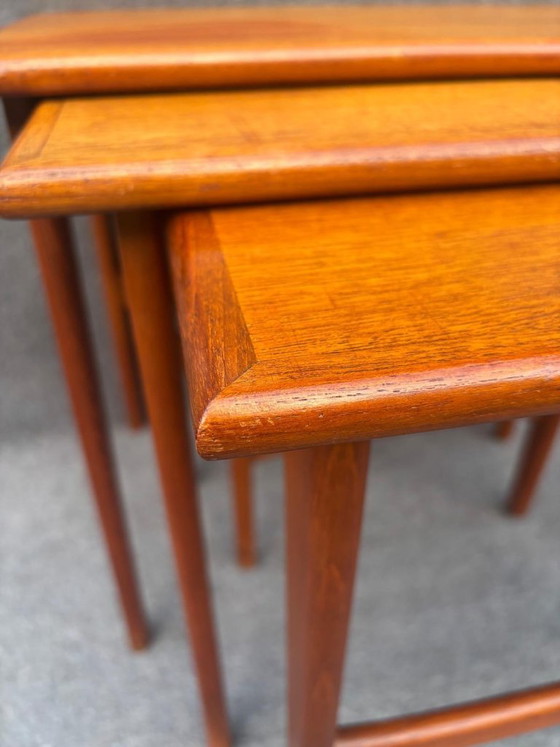 Set of nesting tables, Danish design 60s, Side tables, Wood, Brown, Mid Century Modern (photo 5 of 14)