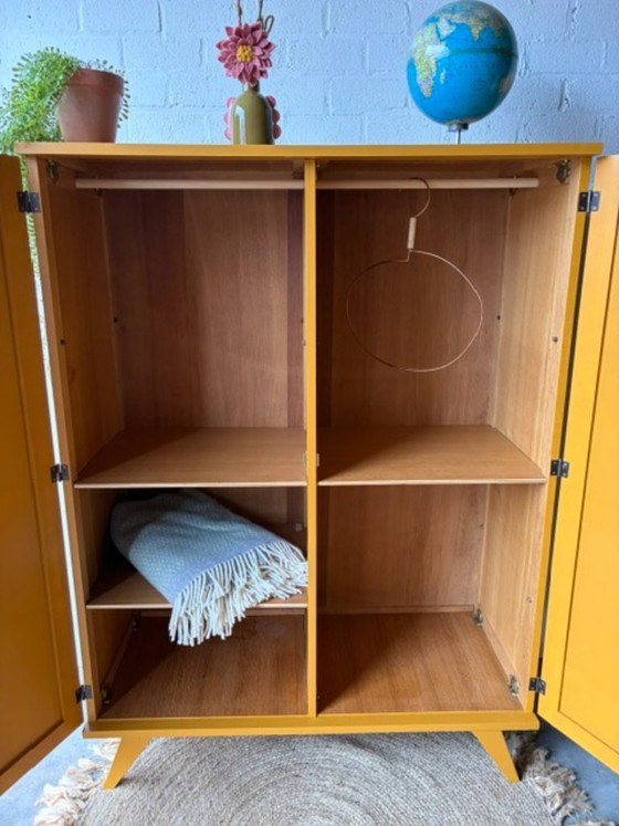 Vintage Mid-Century Wardrobe Restyled – Wood (photo 12 of 14)