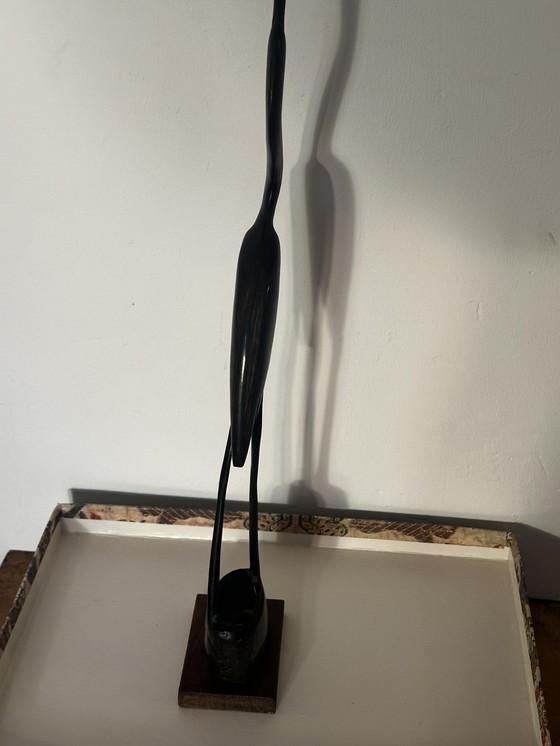 Image 1 of Grand Oiseau en Bois Noir Sculpté- Période Art-Deco H 43 cm