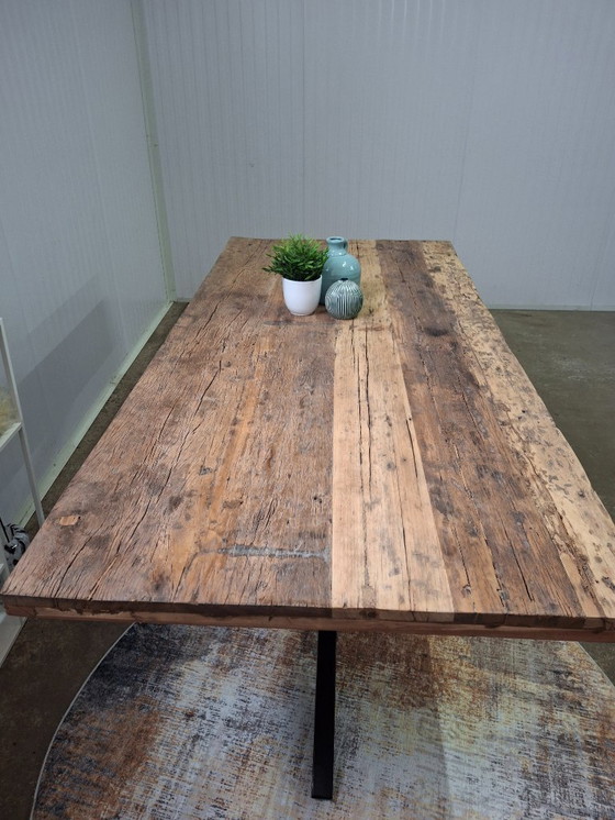 Image 1 of Robusto tavolo da pranzo in legno di fienile, 220x100cm con gambe in metallo