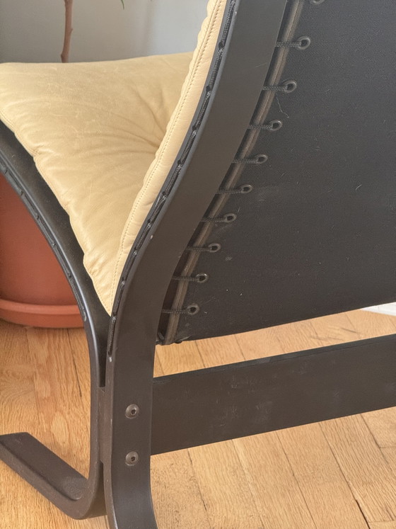 Sillón Siesta: Ingmar Relling para Westnofa, Noruega, 1965. – Sillones, Leather, Wood (photo 9 of 10)