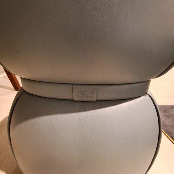 Image 1 of Poltrona Frau Lepli puf