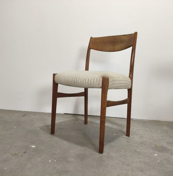 Image 1 of Vintage teak eetkamerstoelen