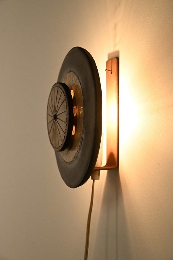 Image 1 of Elegante lampada da parete in ceramica danese