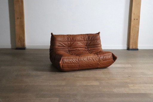 Ligne Roset Togo Zweisitzer-Sofa in cognacfarbenem Leder von Michel Ducaroy, 1980er Jahre