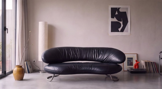 Divano vintage in pelle stile anni '80 - Nero, base cromata – Divani 2 posti, Leather (photo 2 of 6)