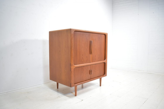 Image 1 of Aparador alto Dyrlund