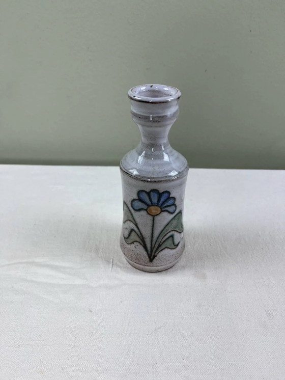 Handmade vase – Porcelain (photo 3 of 6)