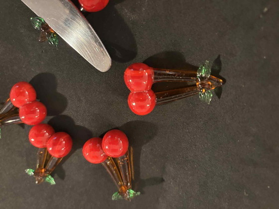 Image 1 of Reposacuchillos de cristal de Murano: diseño retro de cerezas y frutas, juego de 5