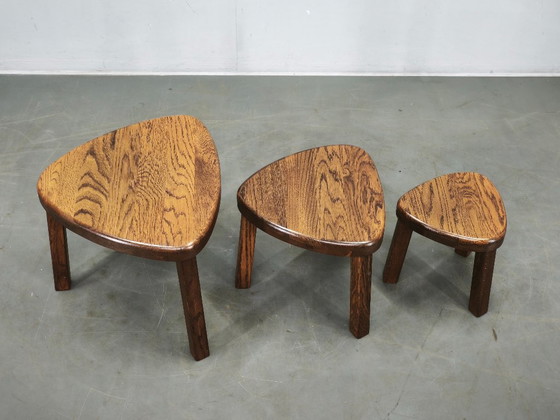 1960s Czechoslovak Mid-Century Solid Oak Nesting Tables, Set of Three – Side tables, Wood (photo 8 of 10)